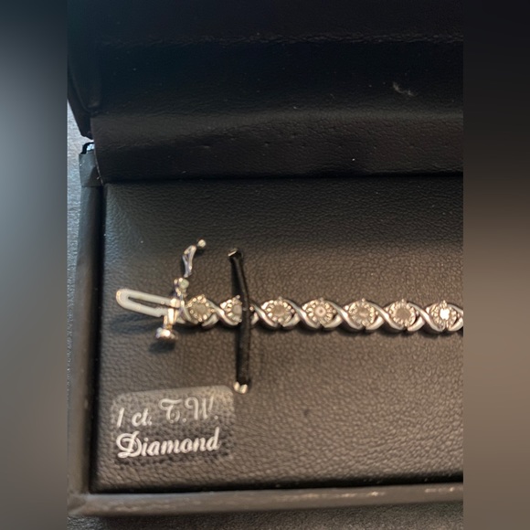 1 Ct Diamond Bracelet in Sterling Silver - Picture 2 of 4
